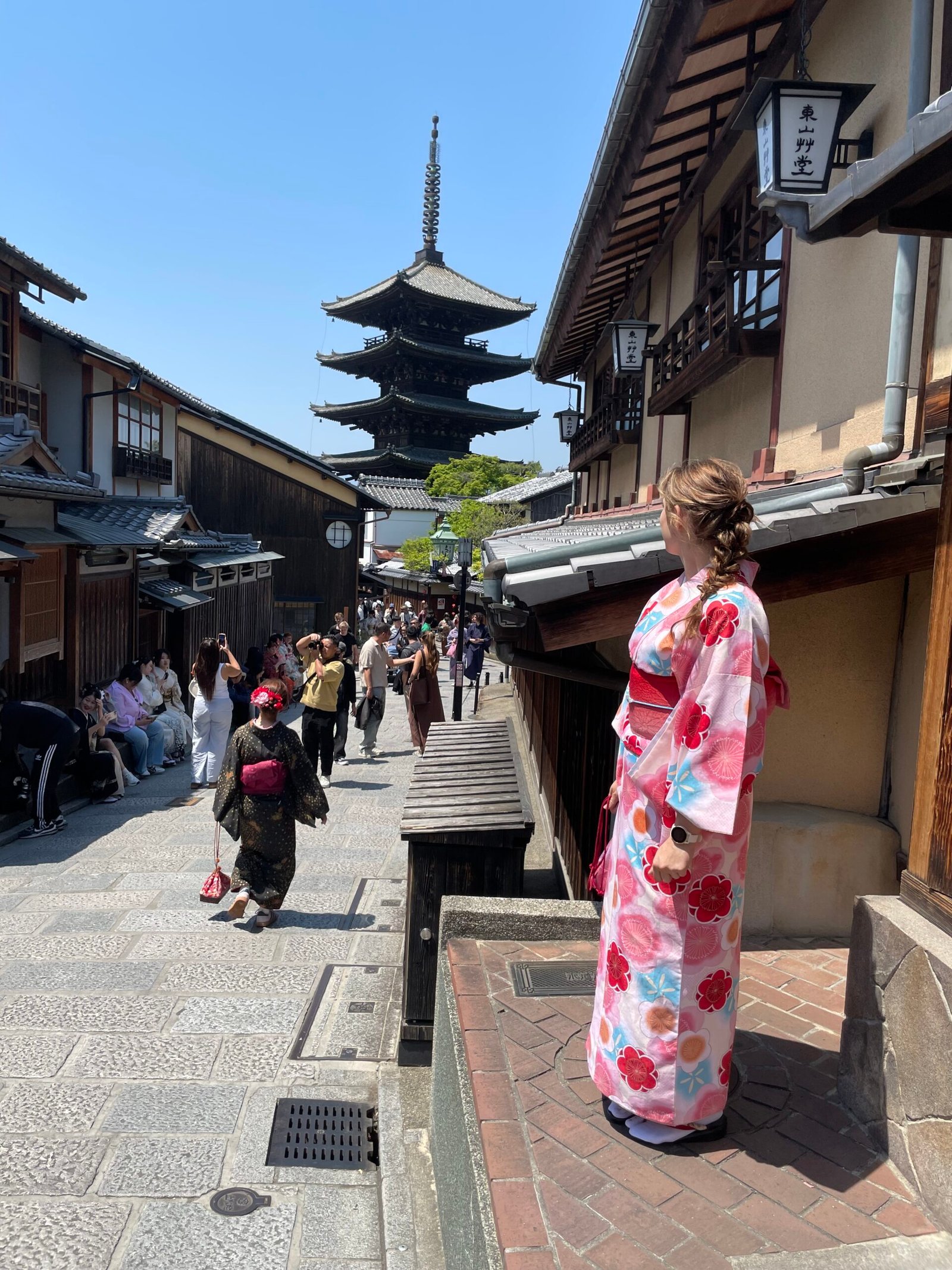 Kimono in Kyotos Streets